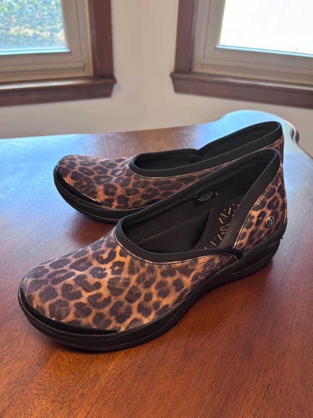 LifeStride Bzees Fusion Women’s Leopard Print Comfort Slip-On Fabric Wedge Shoes